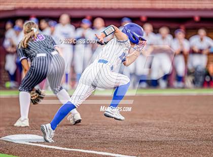 Thumbnail 3 in Barbers Hill vs. Angleton (UIL Softball 5A Region 3 Finals) photogallery.