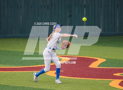 Thumbnail 2 in Barbers Hill vs. Angleton (UIL Softball 5A Region 3 Finals) photogallery.