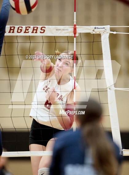 Thumbnail 3 in Bell vs Keller Central photogallery.