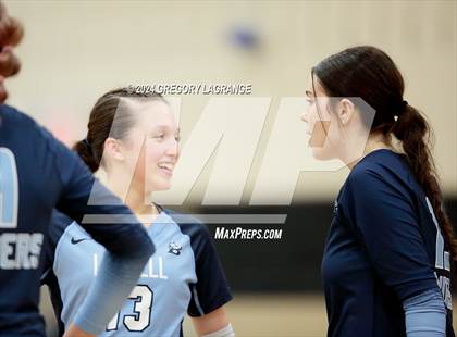 Thumbnail 1 in Bell vs Keller Central photogallery.