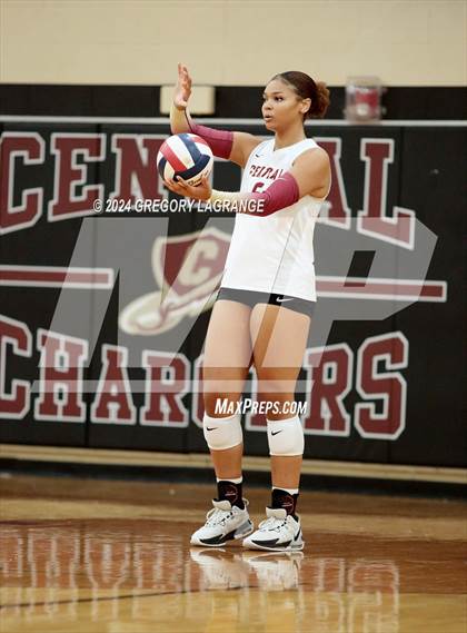 Thumbnail 1 in Bell vs Keller Central photogallery.