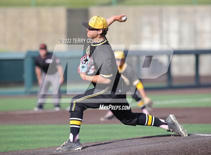 Thumbnail 3 in Wasatch vs. Jordan (UHSAA 5A Bracket Play) photogallery.