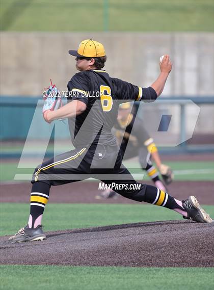 Thumbnail 1 in Wasatch vs. Jordan (UHSAA 5A Bracket Play) photogallery.