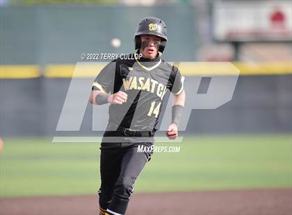 Thumbnail 3 in Wasatch vs. Jordan (UHSAA 5A Bracket Play) photogallery.