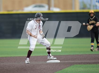 Thumbnail 1 in Wasatch vs. Jordan (UHSAA 5A Bracket Play) photogallery.