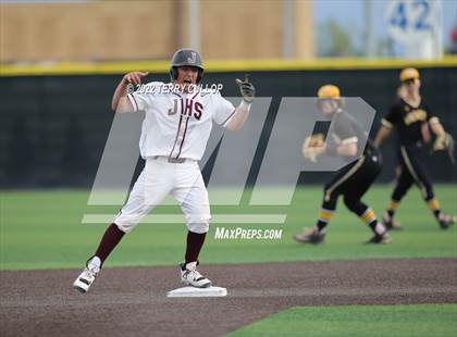 Thumbnail 3 in Wasatch vs. Jordan (UHSAA 5A Bracket Play) photogallery.