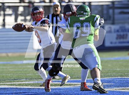 Thumbnail 3 in Seaford vs. Miller Place (Long Island Class IV Final) photogallery.