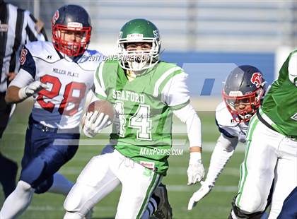 Thumbnail 2 in Seaford vs. Miller Place (Long Island Class IV Final) photogallery.
