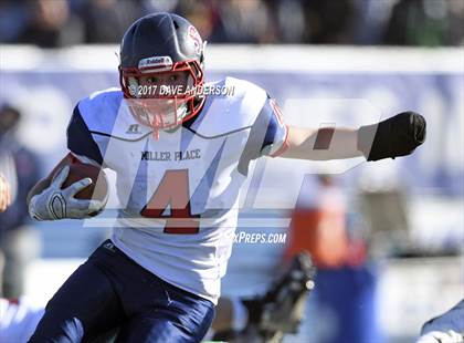 Thumbnail 3 in Seaford vs. Miller Place (Long Island Class IV Final) photogallery.