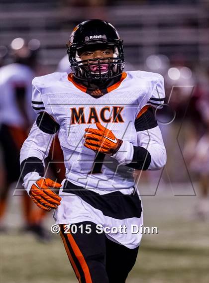 Thumbnail 3 in McClymonds vs Sacred Heart Prep (CIF NorCal Regional 3-A Division Final) photogallery.