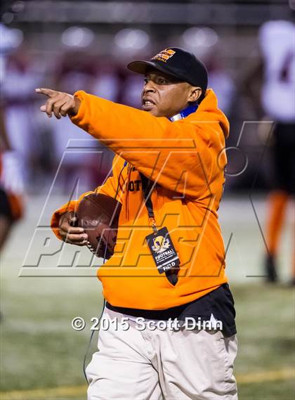 Thumbnail 3 in McClymonds vs Sacred Heart Prep (CIF NorCal Regional 3-A Division Final) photogallery.