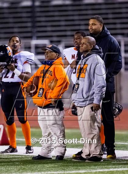 Thumbnail 2 in McClymonds vs Sacred Heart Prep (CIF NorCal Regional 3-A Division Final) photogallery.