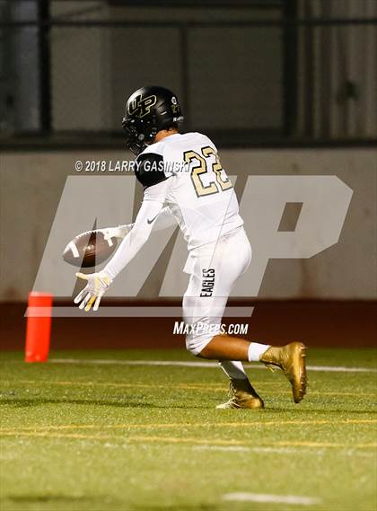 Thumbnail 2 in West Ranch vs. Oak Park photogallery.