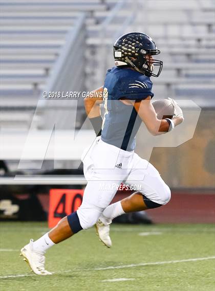Thumbnail 3 in West Ranch vs. Oak Park photogallery.