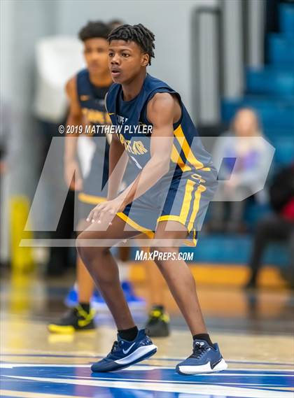 Thumbnail 2 in Cape Fear vs. Westover (Cumberland County Holiday Classic - Len Maness Championship) photogallery.