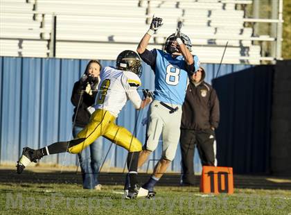 Thumbnail 1 in Arapahoe @ Ralston Valley (CHSAA 5A First Round) photogallery.