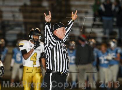 Thumbnail 1 in Arapahoe @ Ralston Valley (CHSAA 5A First Round) photogallery.