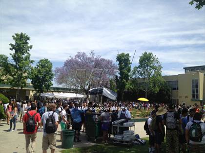Thumbnail 1 in Long Beach Poly TOC Ceremony photogallery.