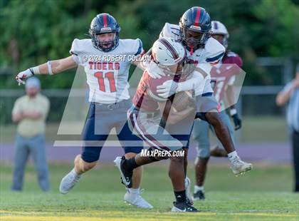 Thumbnail 1 in Nettleton @ New Albany (Scrimmage) photogallery.