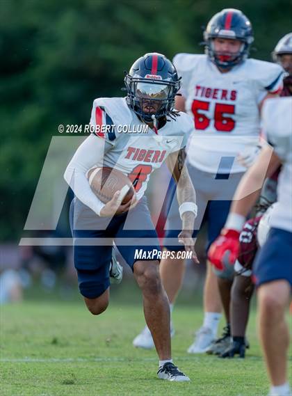 Thumbnail 3 in Nettleton @ New Albany (Scrimmage) photogallery.