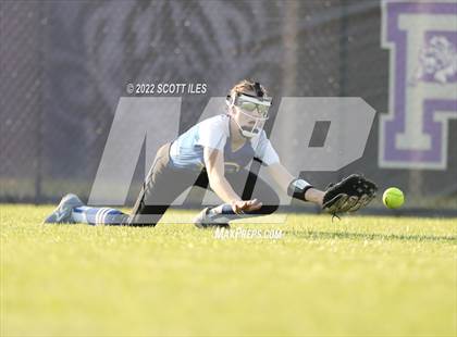 Thumbnail 1 in Olentangy vs. Marysville (OHSAA D1 District Final) photogallery.