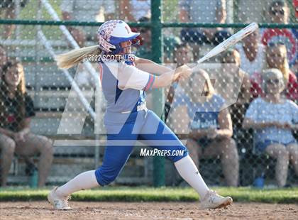 Thumbnail 3 in Olentangy vs. Marysville (OHSAA D1 District Final) photogallery.
