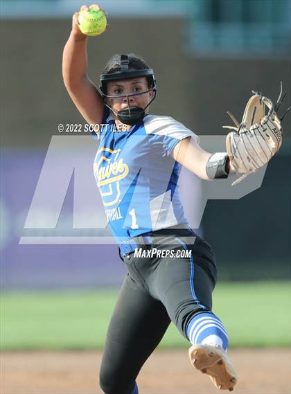 Thumbnail 3 in Olentangy vs. Marysville (OHSAA D1 District Final) photogallery.