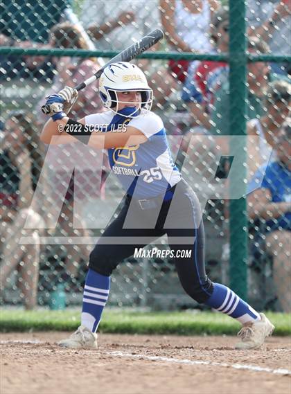 Thumbnail 1 in Olentangy vs. Marysville (OHSAA D1 District Final) photogallery.