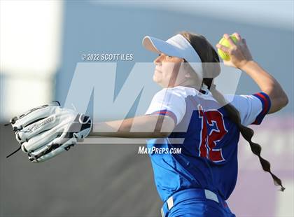 Thumbnail 3 in Olentangy vs. Marysville (OHSAA D1 District Final) photogallery.