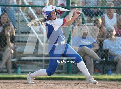 Thumbnail 3 in Olentangy vs. Marysville (OHSAA D1 District Final) photogallery.