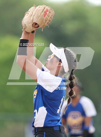 Thumbnail 1 in Olentangy vs. Marysville (OHSAA D1 District Final) photogallery.