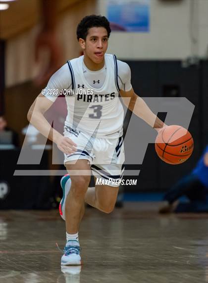 Thumbnail 3 in Seton Hall Prep vs. Rutgers Prep (HoopGroup NJ Tip Off Classic) photogallery.