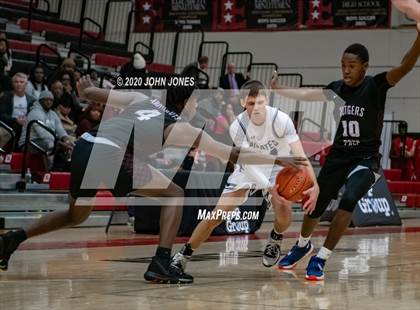 Thumbnail 3 in Seton Hall Prep vs. Rutgers Prep (HoopGroup NJ Tip Off Classic) photogallery.