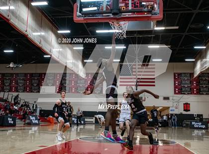Thumbnail 2 in Seton Hall Prep vs. Rutgers Prep (HoopGroup NJ Tip Off Classic) photogallery.