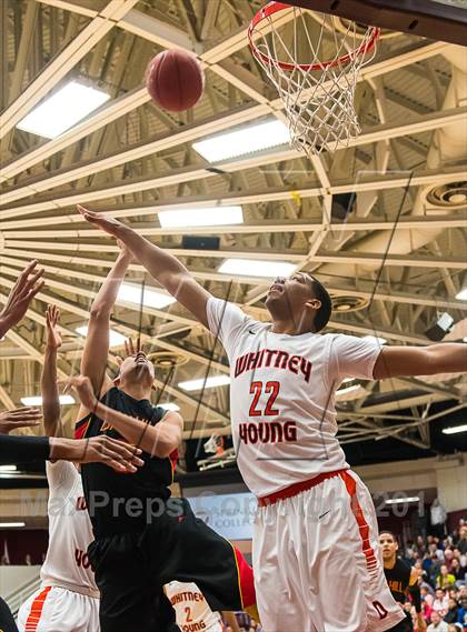 Thumbnail 2 in Whitney Young vs. Oak Hill Academy (Spalding Hoophall Classic) photogallery.