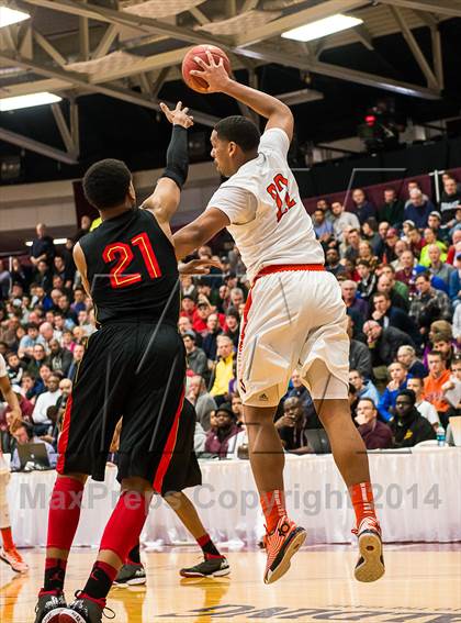 Thumbnail 1 in Whitney Young vs. Oak Hill Academy (Spalding Hoophall Classic) photogallery.