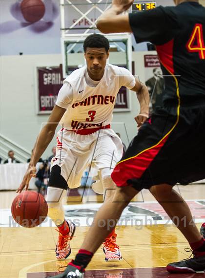 Thumbnail 2 in Whitney Young vs. Oak Hill Academy (Spalding Hoophall Classic) photogallery.