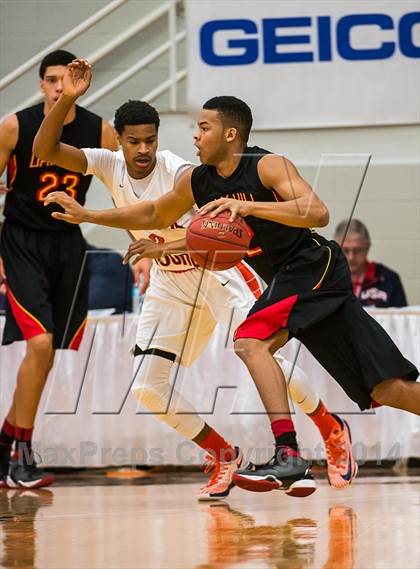 Thumbnail 1 in Whitney Young vs. Oak Hill Academy (Spalding Hoophall Classic) photogallery.