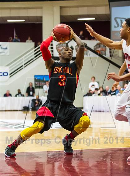 Thumbnail 2 in Whitney Young vs. Oak Hill Academy (Spalding Hoophall Classic) photogallery.