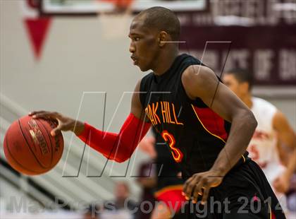 Thumbnail 3 in Whitney Young vs. Oak Hill Academy (Spalding Hoophall Classic) photogallery.