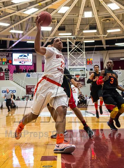 Thumbnail 1 in Whitney Young vs. Oak Hill Academy (Spalding Hoophall Classic) photogallery.