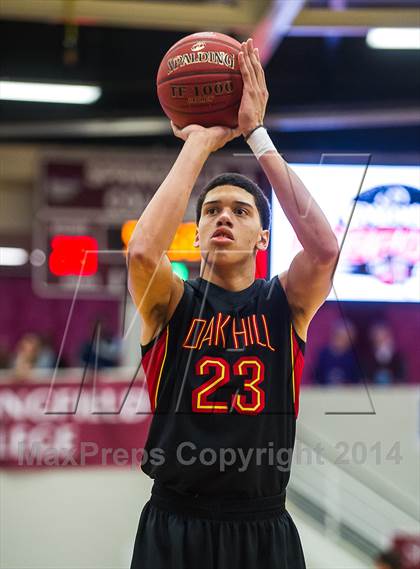 Thumbnail 3 in Whitney Young vs. Oak Hill Academy (Spalding Hoophall Classic) photogallery.