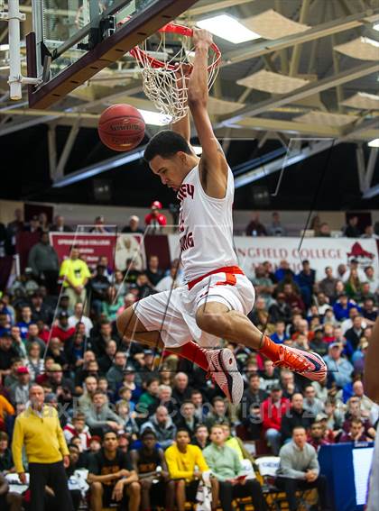 Thumbnail 2 in Whitney Young vs. Oak Hill Academy (Spalding Hoophall Classic) photogallery.