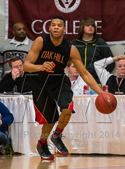 Thumbnail 3 in Whitney Young vs. Oak Hill Academy (Spalding Hoophall Classic) photogallery.
