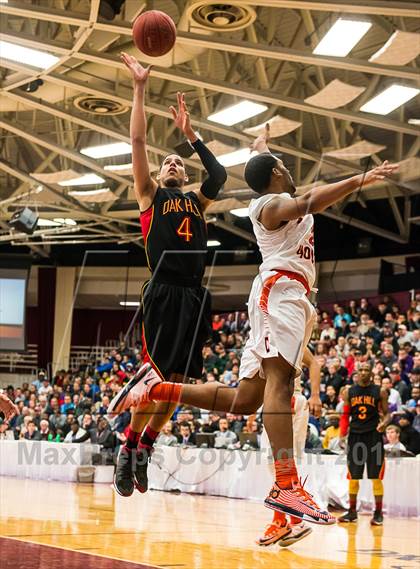 Thumbnail 3 in Whitney Young vs. Oak Hill Academy (Spalding Hoophall Classic) photogallery.