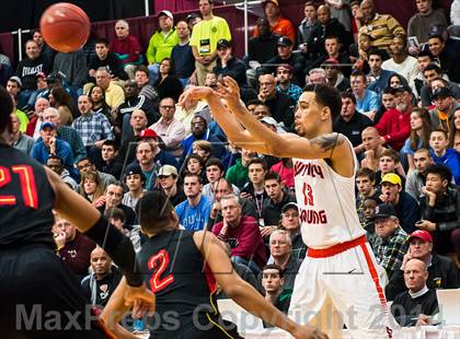 Thumbnail 2 in Whitney Young vs. Oak Hill Academy (Spalding Hoophall Classic) photogallery.
