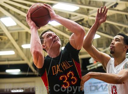 Thumbnail 2 in Whitney Young vs. Oak Hill Academy (Spalding Hoophall Classic) photogallery.