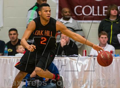 Thumbnail 2 in Whitney Young vs. Oak Hill Academy (Spalding Hoophall Classic) photogallery.