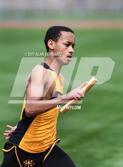 Thumbnail 3 in Rush-Henrietta Relays photogallery.