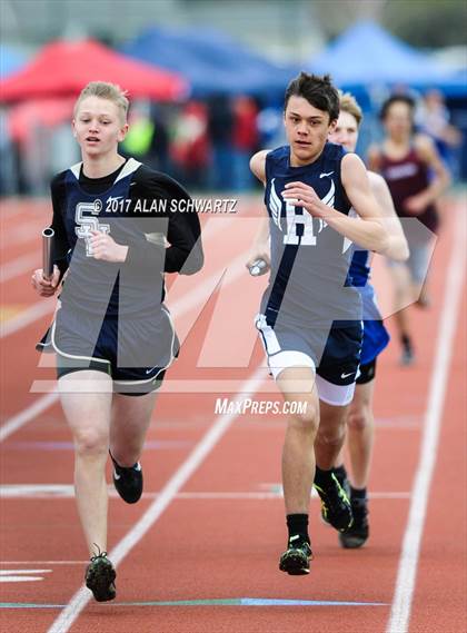 Thumbnail 1 in Rush-Henrietta Relays photogallery.